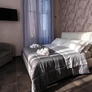 Julia Luxury Rome